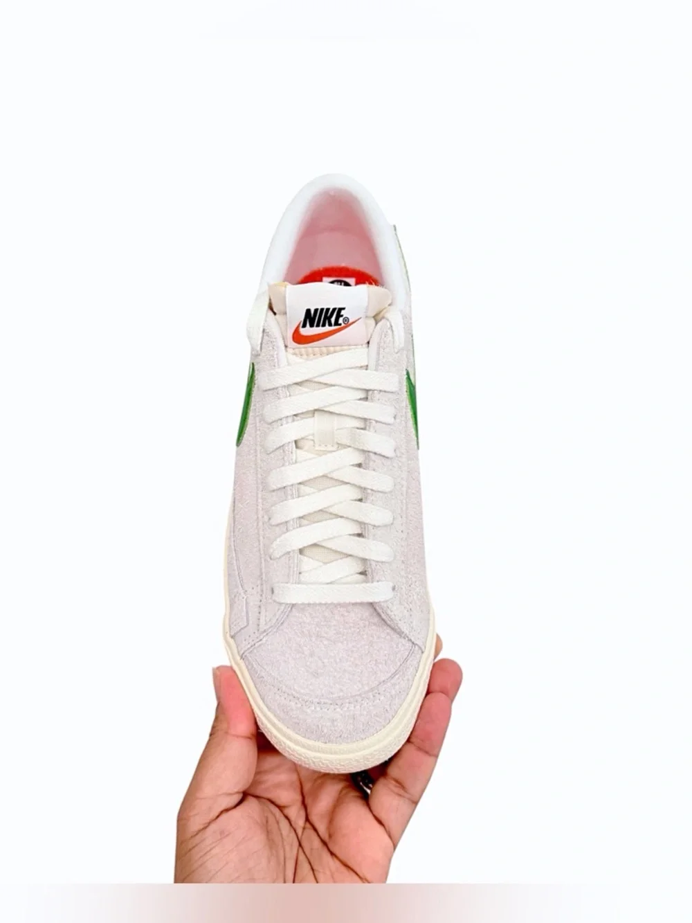 Nike Blazer Low ‘77 Premium ‘Coconut Milk Kelly Green’ Sneakers Men 7.5/ Women 9